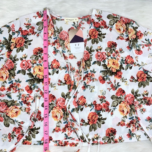 Ivory Floral Tie Front Crop Top with Bell Sleeves - Picture 7 of 8